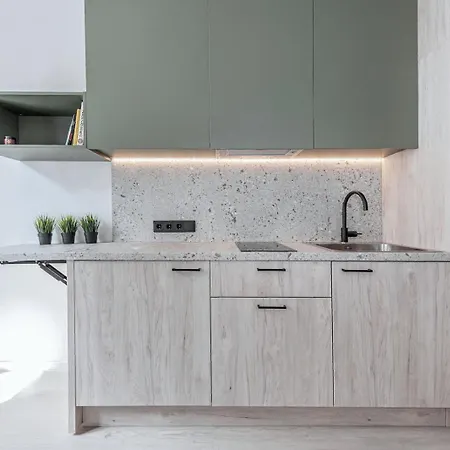 Aparthotel P-one - Self Check-in 3*